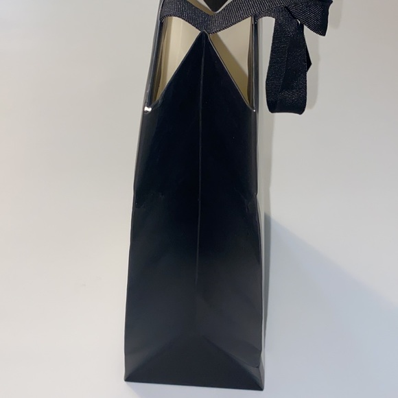 Gucci Paper Bag - Picture 7 of 7